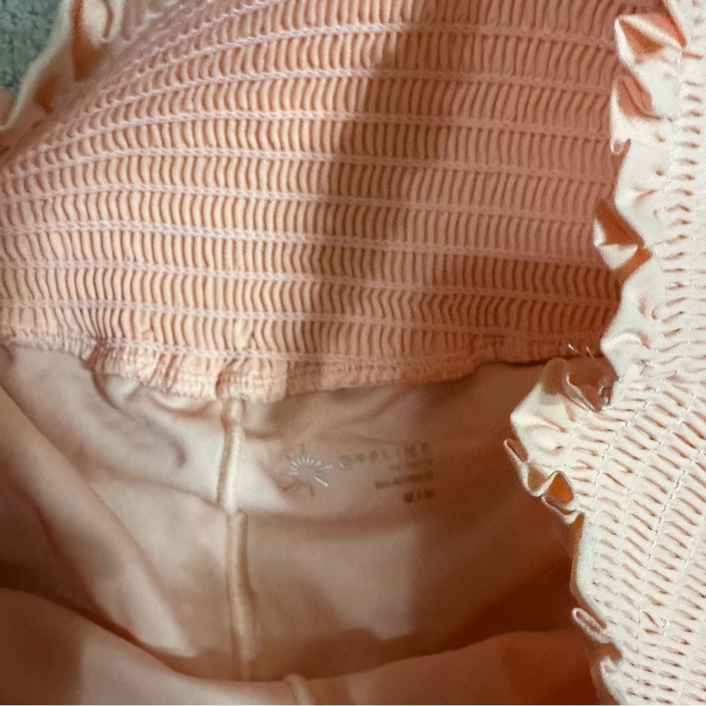 OFFLINE Peach Athletic Shorts - Picture 3 of 4